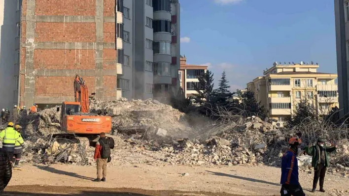 Ayşe Mehmet Polat Sitesi'nin müteahhidi tutuklandı