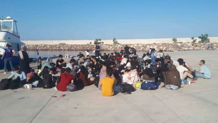 Ayvacık açıklarında 144 kaçak göçmen ile 1 göçmen kaçakçısı şüphelisi yakalandı