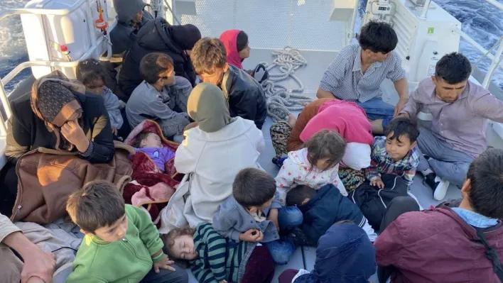 Ayvacık açıklarında 27 kaçak göçmen kurtarıldı