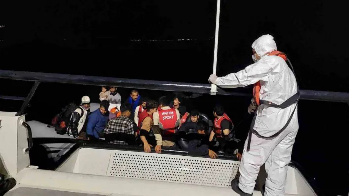 Ayvacık açıklarında Yunan unsurlarınca ölüme terk edilen 27 kaçak göçmen kurtarıldı