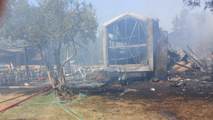 Ayvacık'ta restoranın mutfağında çıkan yangın söndürüldü