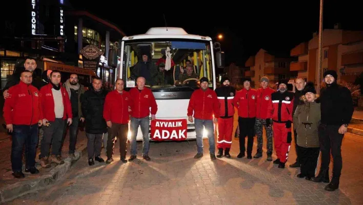 Ayvalık ADAK deprem bölgesine koştu