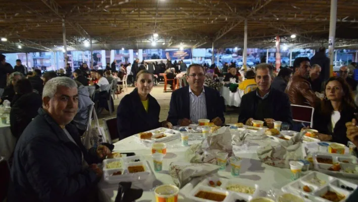 Ayvalık Belediyesi'nden 5 bin kişilik  iftar