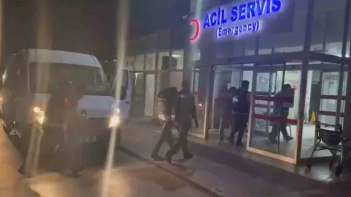 Ayvalık'ta 7 organizatör ile 14 düzensiz göçmen yakalandı