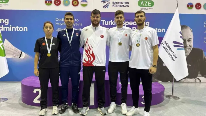 Badmintoncular Azerbaycan'dan 3 madalyayla döndü