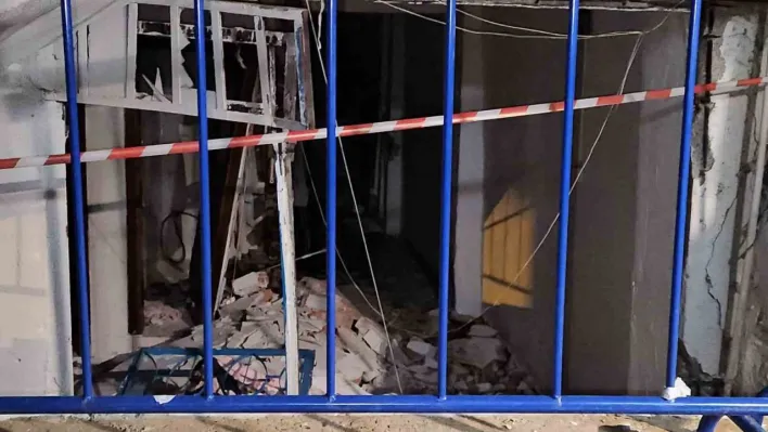 Bağcılar'da bodrum katta mutfak tüpü patladı: 3 yaralı