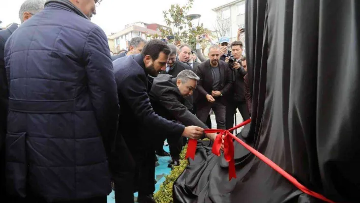 Bağcılar'da Türkiye-Kazakistan Kardeşlik Anıtı açıldı