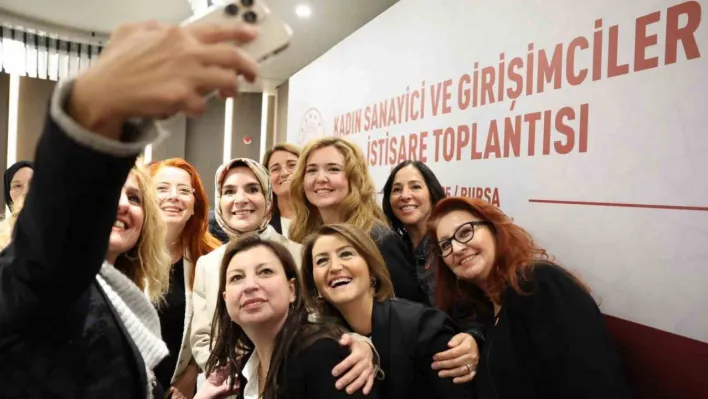 Bakan Göktaş: 'Cam tavanları kırmak kolay değil ama azimle, sabırla ve kararlılıkla her engel aşılır'