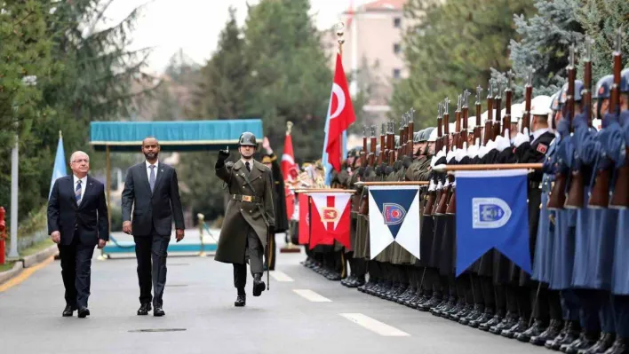 Bakan Güler: 'Somali, Türkiye'nin Afrika'da önemli bir ortağıdır'