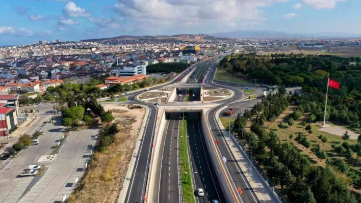 Bakan Karaismailoğlu: '55 günde 12 eseri hizmete sunduk'