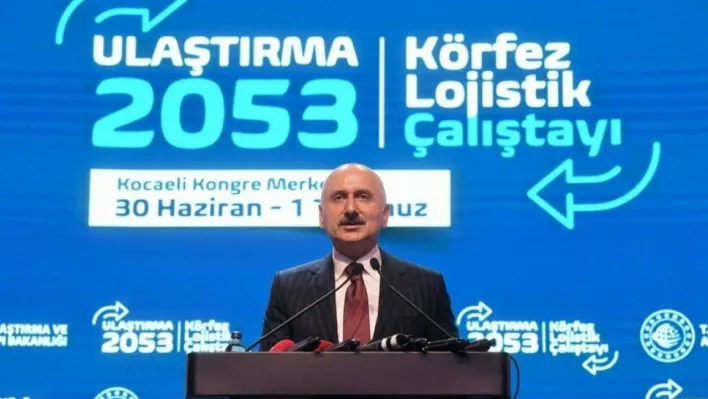 Bakan Karaismailoğlu: 'Kruvaziyer yolcu sayısı 2022'de 22 kat artarak 1 milyonu aştı'