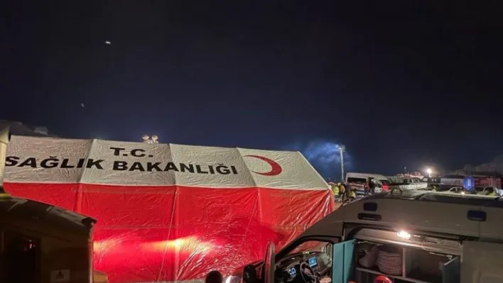 Bakan Koca: 'Olay yerine görevlendirilen ambulans sayısı 10'a, UMKE ekibi sayısı 3'e çıkarıldı'