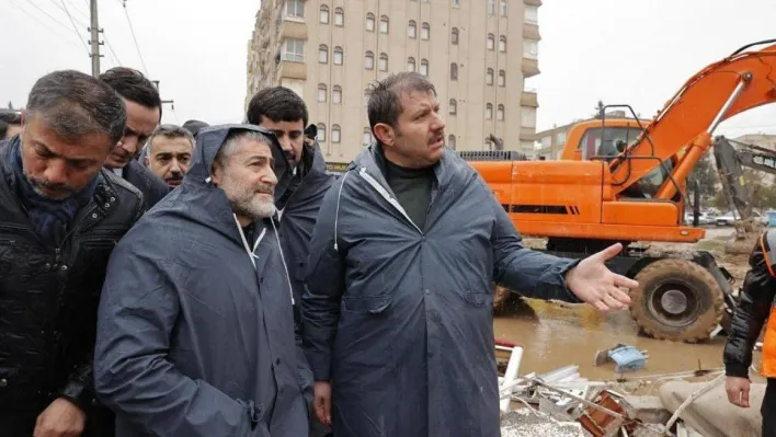 Bakan Nebati, depremin vurduğu Şanlıurfa'da incelemelerde bulundu