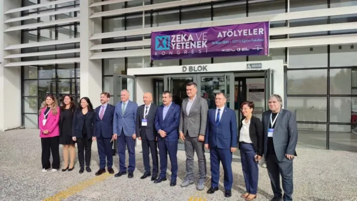 Bakan Tekin, ODTÜ'de zeka ve yetenek atölyelerini yerinde inceledi