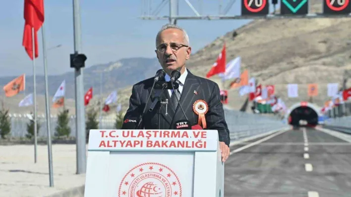 Bakan Uraloğlu: 'Ankara-İstanbul yeni otoyolu, Ankara-İstanbul Süper Hızlı Treni proje çalışmalarına başladık'