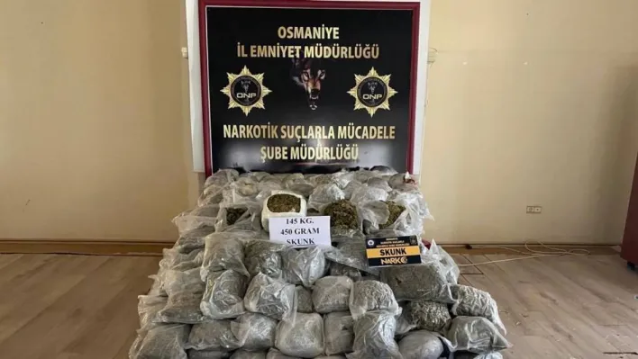 Bakan Yerlikaya: 'Bingöl ve Osmaniye'de 5 zehir taciri tutuklandı'