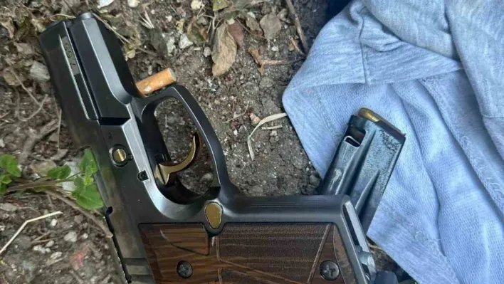 Bakırköy'de motosikletli saldırganlar 2 iş yerini kurşunladı