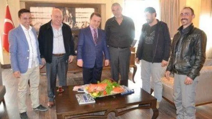 Balıkçılardan Işıklar'a Teşekkür Ziyareti