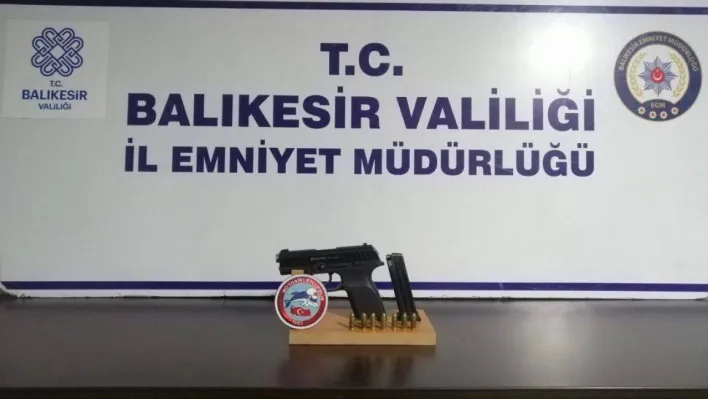 Balıkesir'de 21 aranan şahıstan 9'u tutuklandı