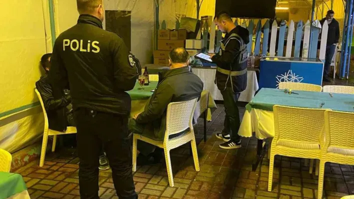 Balıkesir'de 4 aranan şahsa gözaltı