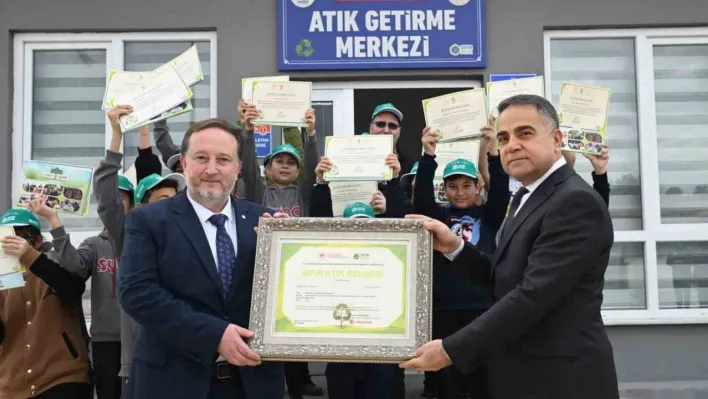 Balıkesir'de Sıfır Atık belgesi alan ilk Belediye Karesi oldu