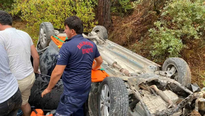 Balıkesir'de uçuruma uçan araçta 5 Yaralı