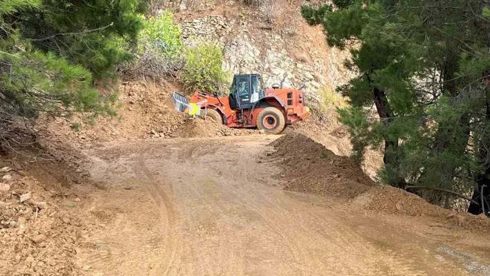 Balıkesir'de yağış nedeniyle heyelan meydana geldi