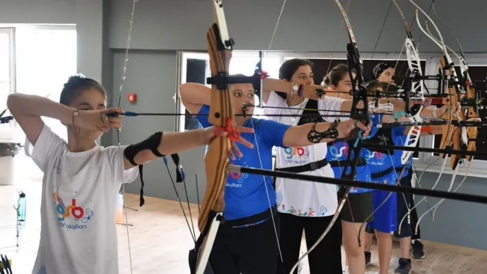 Balıkesir'de yaz spor okulları başladı