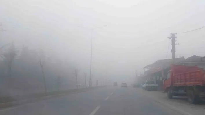 Balıkesir'de yoğun sis etkili olmaya devam ediyor
