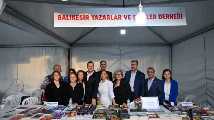 Balıkesir kitap fuarını 150 bin kişi ziyaret etti