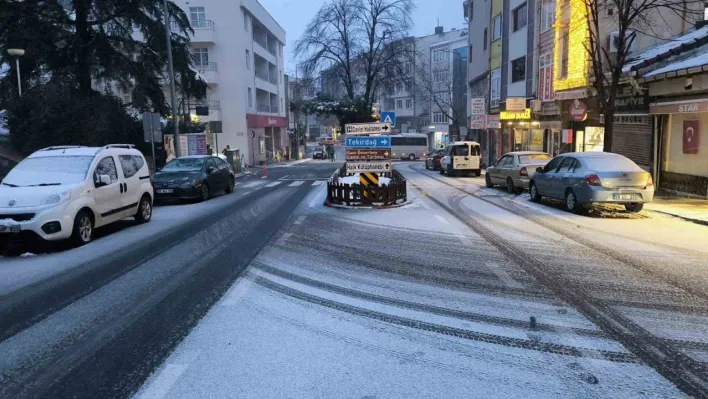 Balkanlardan gelen yeni kar dalgası İstanbul'a yaklaştı