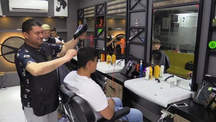 Bandırma'da berber ücretlerinde fiyat değişikliği