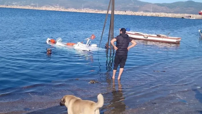 Bandırma'da çıkan fırtına tekneleri alabora etti