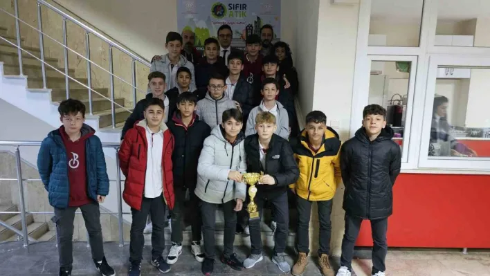 Bandırma'da okul sporlarında Balıkesir 1'incisi oldular