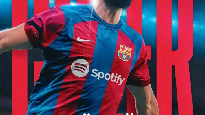 Barcelona, Türk asıllı Alman futbolcu İlkay Gündoğan'ı kadrosuna kattığını açıkladı.