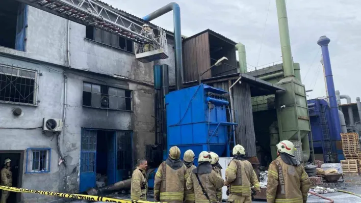 Başakşehir'de iş yerinde doğalgaz patlaması: Müdahale sırasında 1 kişi dumandan etkilendi