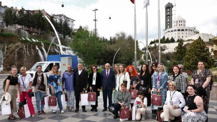 Başkan Altunok, Erasmus projesiyle Keçiören'e gelen öğretmenleri ağırladı