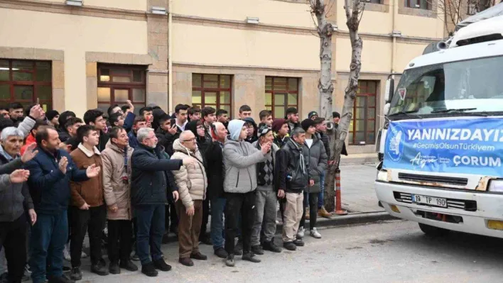 Başkan Aşgın'dan leblebicilere çağrı: 'Deprem bölgesine 100'er gramlık paketlerle leblebi gönderelim'