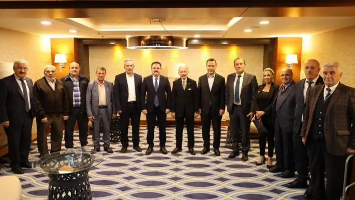 Başkan Aydıner, muhtarlarla buluştu