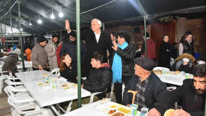 Başkan Bakkalcıoğlu Ramazan ayının ilk orucunu iftar çadırında açtı