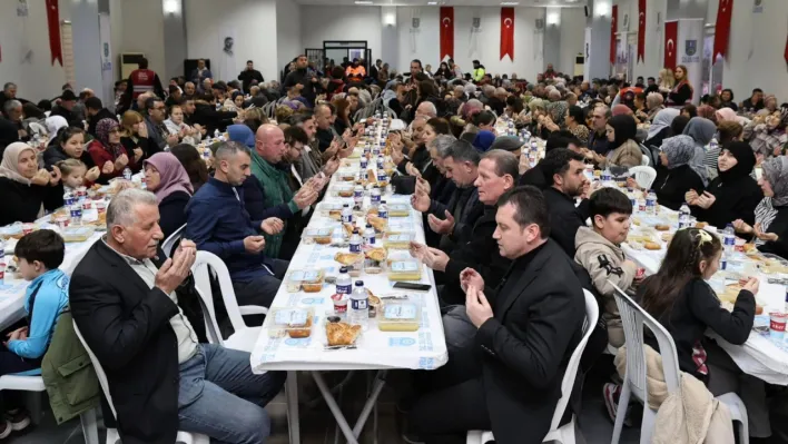 Başkan Balcıoğlu, Akören Mahallesi'nde İftar Programına Katıldı