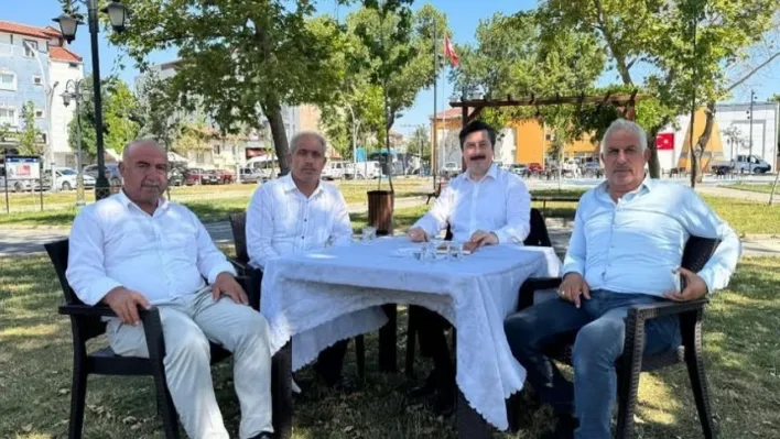 Başkan makamını parka taşıdı