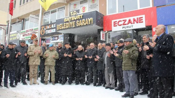 Başkan Pekmezci yardımsever vatandaşlara teşekkür etti