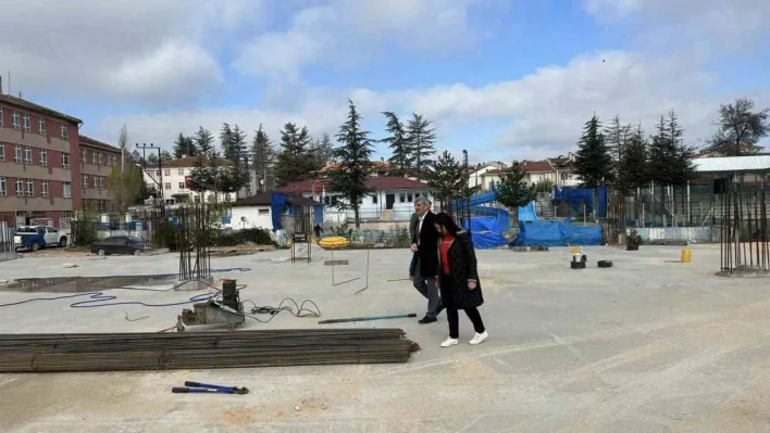 Başkan Tekin ilçede devam eden çalışmaları yerinde inceledi