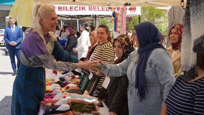 Başkan V. Subaşı kadınlar tarafından hazırlanan bahar şenliğine katıldı