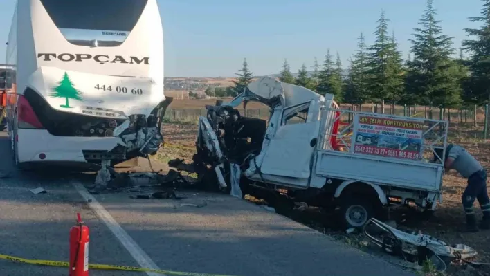 Başkent'te peşpeşe kaza: 2 kişi hayatını kaybetti