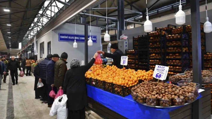 Başkentli esnaf ve vatandaştan yenilenen Ulus Hali'ne tam not