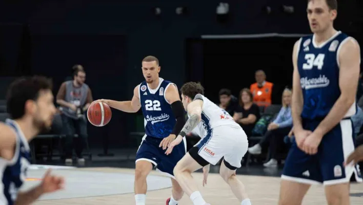 Basketbol Süper Ligi: A. Efes: 75 - Bahçeşehir Koleji: 78