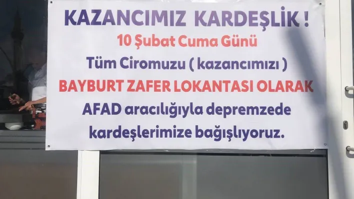 Bayburt esnafı depremzedeler için işyerlerinde çalışıyor günlük kazançları deprem bölgesine bağışlanacak