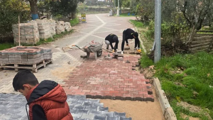 Bayırköy'de bakım ve onarım çalışmaları ile yollar daha güvenli hale getiriliyor